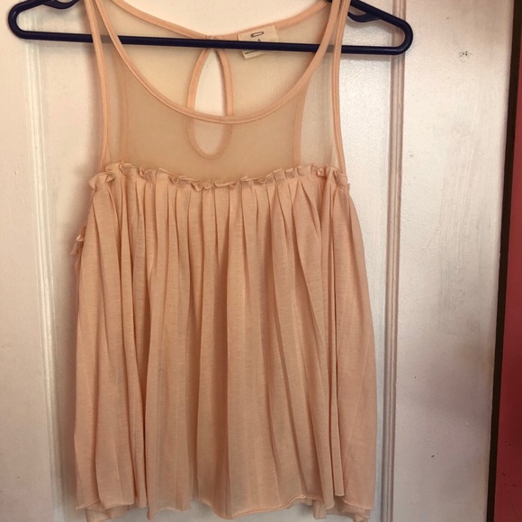 🩷Baby Pink Pleated Top - Picture 4 of 5